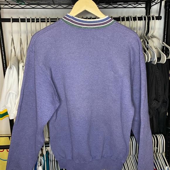 Vintage 90s Disney Mickey Mouse Embroidered Sweatshirt - Picture 2 of 4